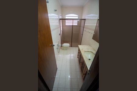 Casa para alugar com 200m², 3 quartos e 3 vagasBANHEIRO SOCIAL