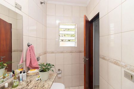 Casa à venda com 214m², 3 quartos e 2 vagas Casa à venda com 214m², 3 quartos e 2 vagasBanheiro da Suíte