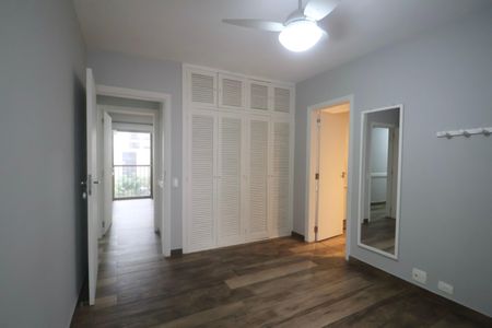 Apartamento para alugar com 194m², 4 quartos e 2 vagasSuíte 1