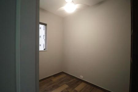 Apartamento para alugar com 194m², 4 quartos e 2 vagasQuarto