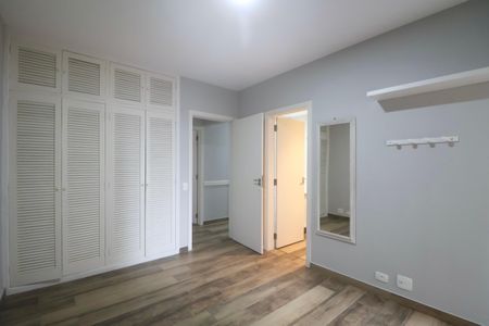 Apartamento para alugar com 194m², 4 quartos e 2 vagasSuíte 2