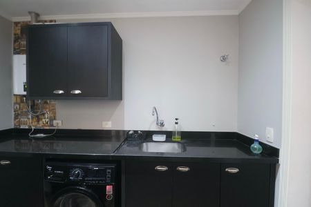 Apartamento para alugar com 194m², 4 quartos e 2 vagasCozinha e Área de Serviço