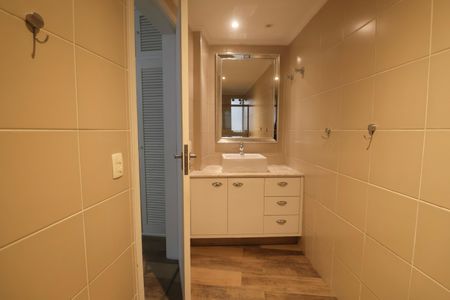 Apartamento para alugar com 194m², 4 quartos e 2 vagasBanheiro da Suíte 1