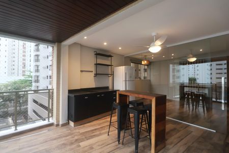 Apartamento para alugar com 194m², 4 quartos e 2 vagasSala