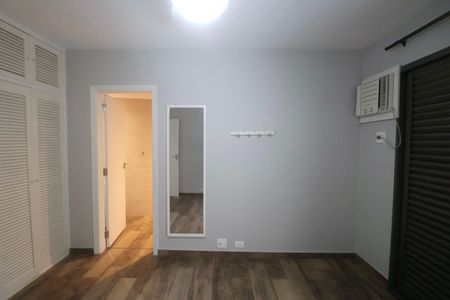 Apartamento para alugar com 194m², 4 quartos e 2 vagasSuíte 1