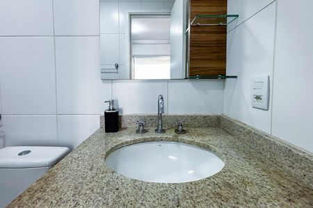 Apartamento para alugar com 35m², 1 quarto e 1 vaga Apartamento para alugar com 35m², 1 quarto e 1 vagaBanheiro social