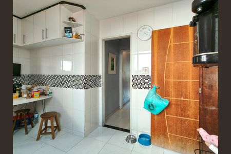 Apartamento à venda com 144m², 3 quartos e sem vagaCozinha