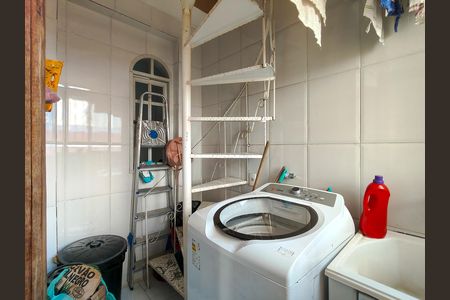 Apartamento à venda com 144m², 3 quartos e sem vagaÁrea de Serviço