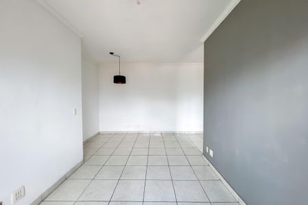 Apartamento à venda com 49m², 2 quartos e 1 vaga Apartamento à venda com 49m², 2 quartos e 1 vagaSala