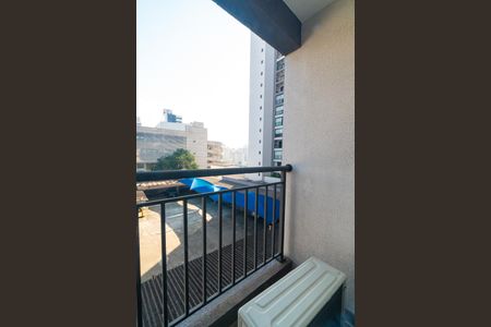 Sacada do Banheiro de kitnet/studio à venda com 1 quarto, 35m² em Mirandópolis, São Paulo