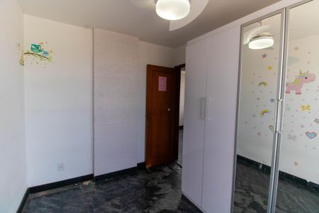 Apartamento à venda com 61m², 2 quartos e 1 vagaQuarto 2