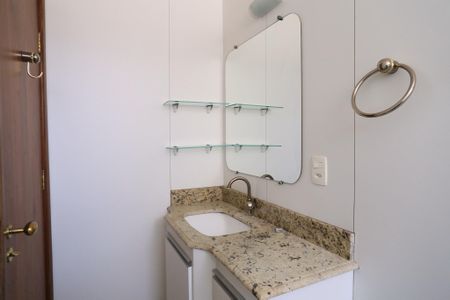 Banheiro da Suíte de apartamento para alugar com 2 quartos, 68m² em Serra, Belo Horizonte