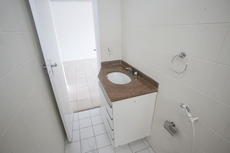 Apartamento para alugar com 75m², 2 quartos e 1 vagaBanheiro Social