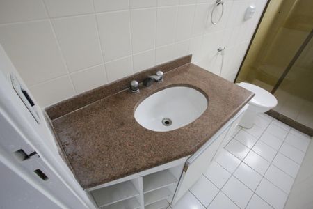 Apartamento para alugar com 75m², 2 quartos e 1 vagaBanheiro Social