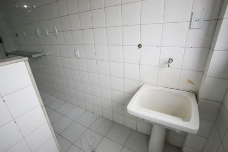 Apartamento para alugar com 75m², 2 quartos e 1 vagaÁrea de Serviço