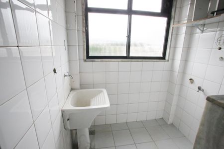 Apartamento para alugar com 75m², 2 quartos e 1 vagaÁrea de Serviço