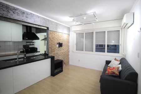 Sala de apartamento para alugar com 2 quartos, 80m² em Petrópolis, Porto Alegre