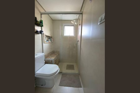 Apartamento à venda com 60m², 2 quartos e 1 vaga Apartamento à venda com 60m², 2 quartos e 1 vagaBanheiro da Suíte