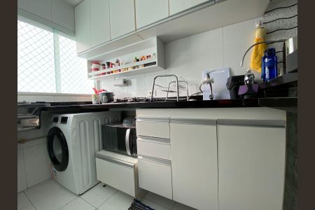 Apartamento à venda com 60m², 2 quartos e 1 vaga Apartamento à venda com 60m², 2 quartos e 1 vagaÁrea de serviço