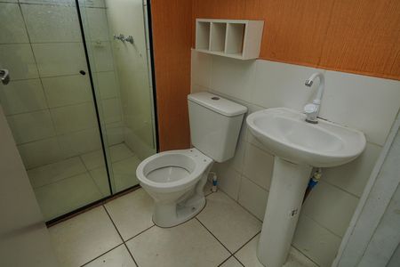 Banheiro social de apartamento para alugar com 2 quartos, 50m² em Campo Grande, Rio de Janeiro