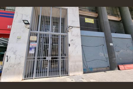 Apartamento para alugar com 95m², 2 quartos e sem vaga Apartamento para alugar com 95m², 2 quartos e sem vagaFachada