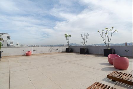 Apartamento para alugar com 32m², 1 quarto e sem vaga Apartamento para alugar com 32m², 1 quarto e sem vagaÁrea comum - Terraço
