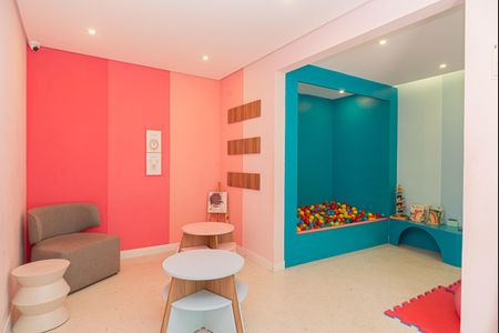 Apartamento para alugar com 32m², 1 quarto e sem vaga Apartamento para alugar com 32m², 1 quarto e sem vagaÁrea comum - Brinquedoteca