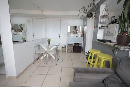 Apartamento à venda com 45m², 2 quartos e 1 vagaSala
