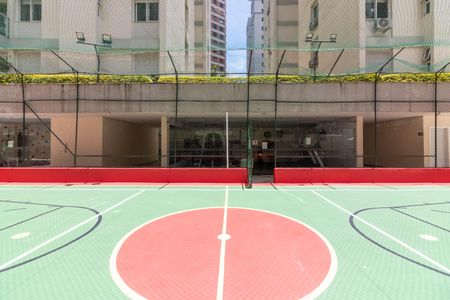 Apartamento para alugar com 100m², 3 quartos e 1 vaga Apartamento para alugar com 100m², 3 quartos e 1 vagaQuadra Esportiva