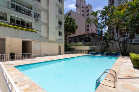 Apartamento para alugar com 100m², 3 quartos e 1 vaga Apartamento para alugar com 100m², 3 quartos e 1 vagaÁrea comum - Piscina