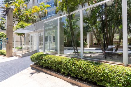 Apartamento para alugar com 100m², 3 quartos e 1 vaga Apartamento para alugar com 100m², 3 quartos e 1 vagaFachada