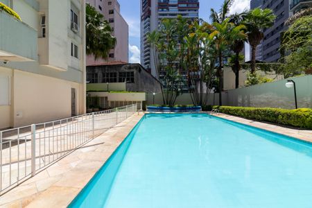 Apartamento para alugar com 100m², 3 quartos e 1 vaga Apartamento para alugar com 100m², 3 quartos e 1 vagaÁrea comum - Piscina