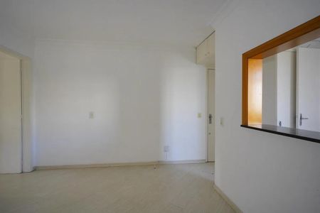 Sala de apartamento para alugar com 2 quartos, 56m² em Itaquera, São Paulo