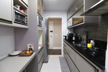 Apartamento à venda com 95m², 3 quartos e 2 vagas Apartamento à venda com 95m², 3 quartos e 2 vagasCozinha