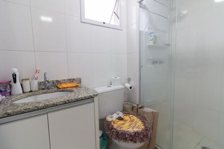 Apartamento à venda com 95m², 3 quartos e 2 vagas Apartamento à venda com 95m², 3 quartos e 2 vagasBanheiro da Suíte 1
