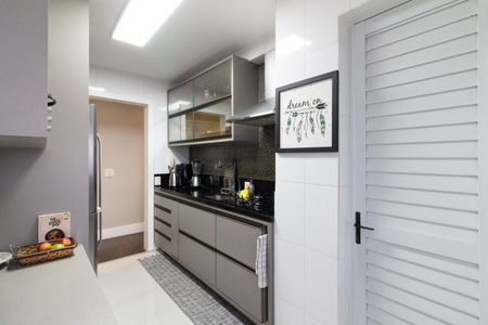 Apartamento à venda com 95m², 3 quartos e 2 vagas Apartamento à venda com 95m², 3 quartos e 2 vagasCozinha