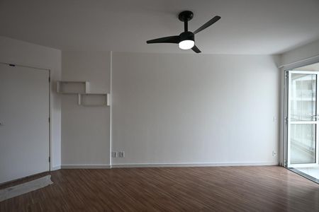 Sala de apartamento à venda com 2 quartos, 52m² em Jardim Monte Alegre, Taboão da Serra