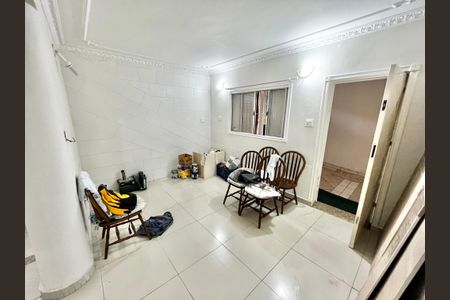 Casa para alugar com 200m², 5 quartos e 2 vagas Casa para alugar com 200m², 5 quartos e 2 vagasSala