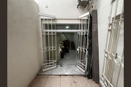 Casa para alugar com 200m², 5 quartos e 2 vagas Casa para alugar com 200m², 5 quartos e 2 vagasÁrea comum