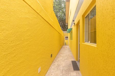 Casa para alugar com 350m², 6 quartos e 4 vagas Casa para alugar com 350m², 6 quartos e 4 vagasCorredor
