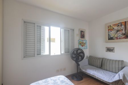 Casa para alugar com 350m², 6 quartos e 4 vagas Casa para alugar com 350m², 6 quartos e 4 vagasQuarto 4