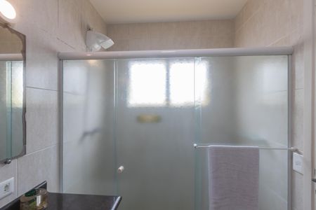 Casa para alugar com 350m², 6 quartos e 4 vagas Casa para alugar com 350m², 6 quartos e 4 vagasBanheiro da Suíte 3