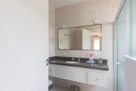 Casa para alugar com 350m², 6 quartos e 4 vagas Casa para alugar com 350m², 6 quartos e 4 vagasBanheiro da Suíte 3