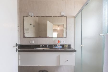 Casa para alugar com 350m², 6 quartos e 4 vagas Casa para alugar com 350m², 6 quartos e 4 vagasBanheiro da Suíte 3