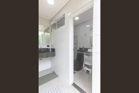 Casa para alugar com 350m², 6 quartos e 4 vagas Casa para alugar com 350m², 6 quartos e 4 vagasBanheiro Externo