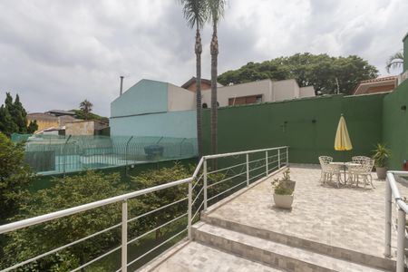 Casa para alugar com 350m², 6 quartos e 4 vagas Casa para alugar com 350m², 6 quartos e 4 vagasÁrea externa