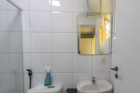 Casa para alugar com 350m², 6 quartos e 4 vagas Casa para alugar com 350m², 6 quartos e 4 vagasBanheiro Suíte 4