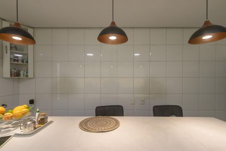 Casa para alugar com 350m², 6 quartos e 4 vagas Casa para alugar com 350m², 6 quartos e 4 vagasCozinha