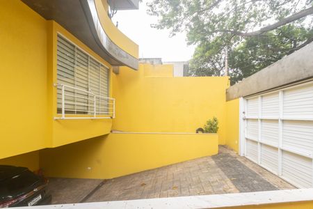 Casa para alugar com 350m², 6 quartos e 4 vagas Casa para alugar com 350m², 6 quartos e 4 vagasGaragem