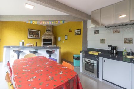 Casa para alugar com 350m², 6 quartos e 4 vagas Casa para alugar com 350m², 6 quartos e 4 vagasÁrea gourmet